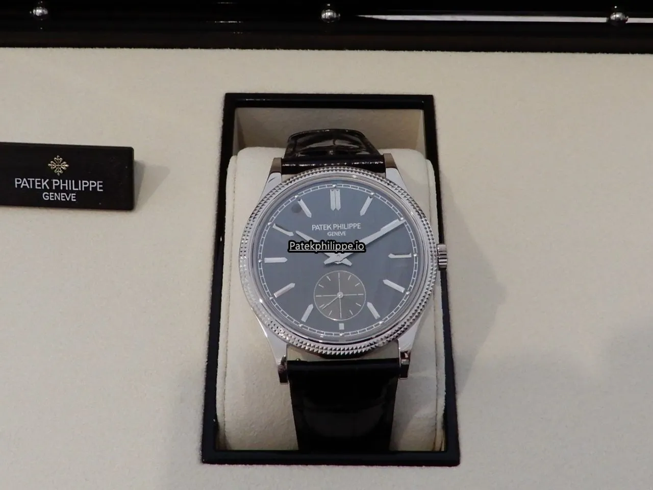 Patek Philippe Calatrava 6119g Manual Winding