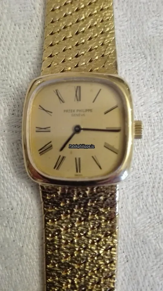 Patek Philippe Golden Ellipse Jan-79 20MM Yellow Gold Case Manual Winding