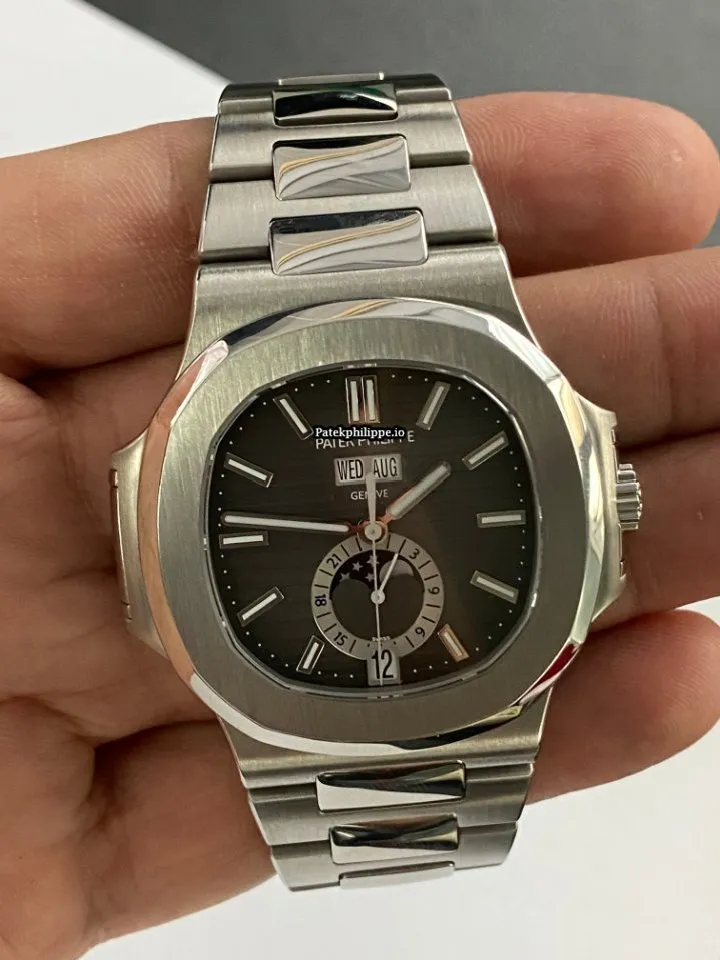 Patek Philippe Nautilus 5726/1a Steel Case Automatic
