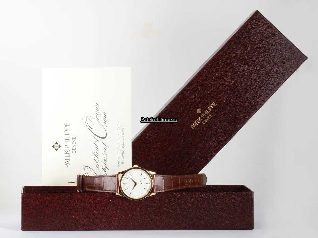 Alternative view of Patek Philippe Calatrava 5196j 37MM Yellow Gold Case Manual Winding