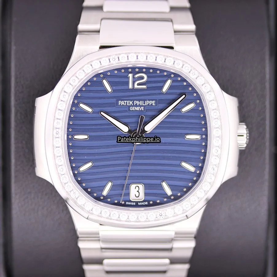 Patek Philippe Nautilus 7118/1200a-001 35.2MM Steel Case Automatic