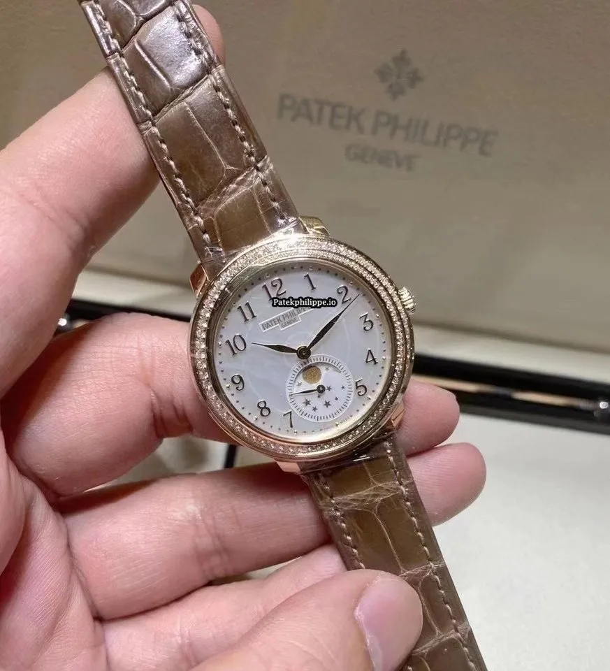 Patek Philippe Complications 4968r-001 33.3MM Rose Gold Case Manual Winding