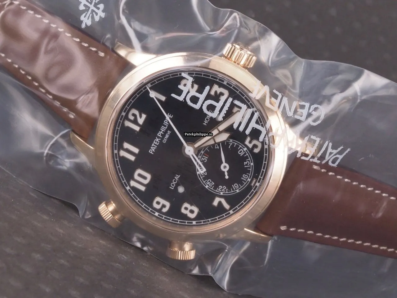 Alternative view of Patek Philippe Travel Time 7234r-001 37.5MM Rose Gold Case Automatic