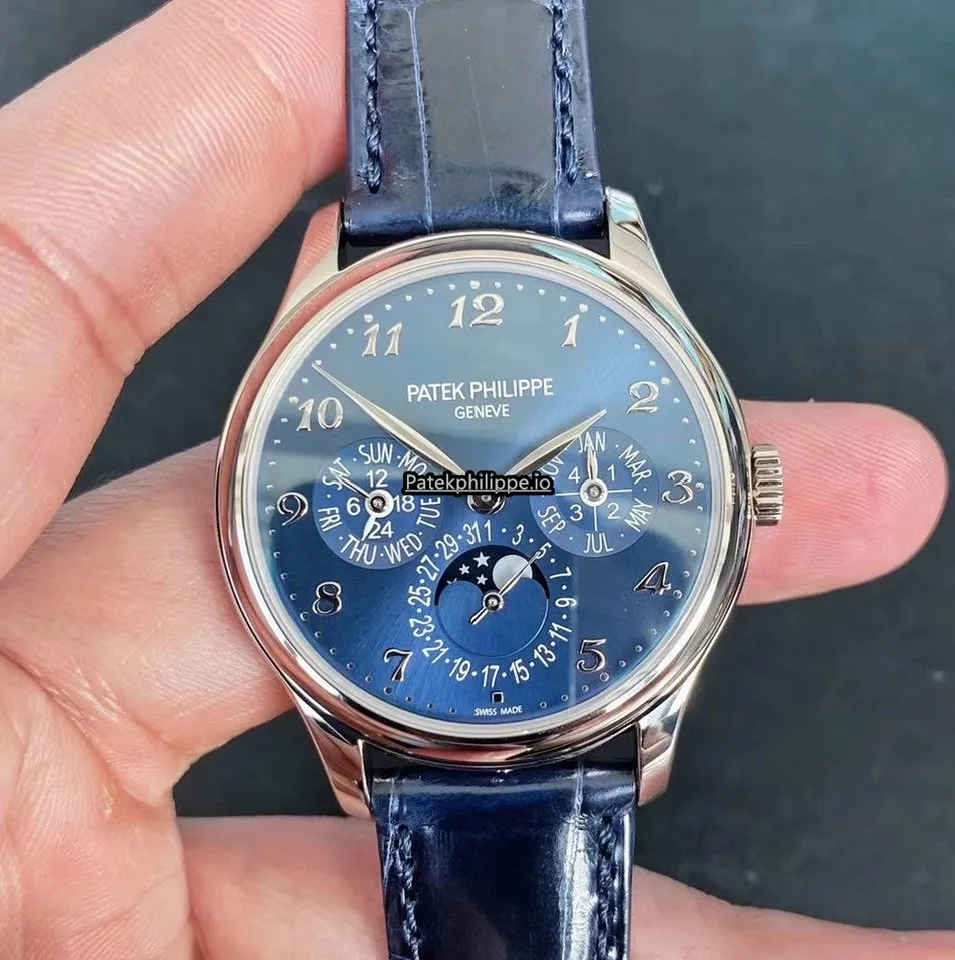 Patek Philippe Perpetual Calendar 5327g-001 39MM White Gold Case Automatic
