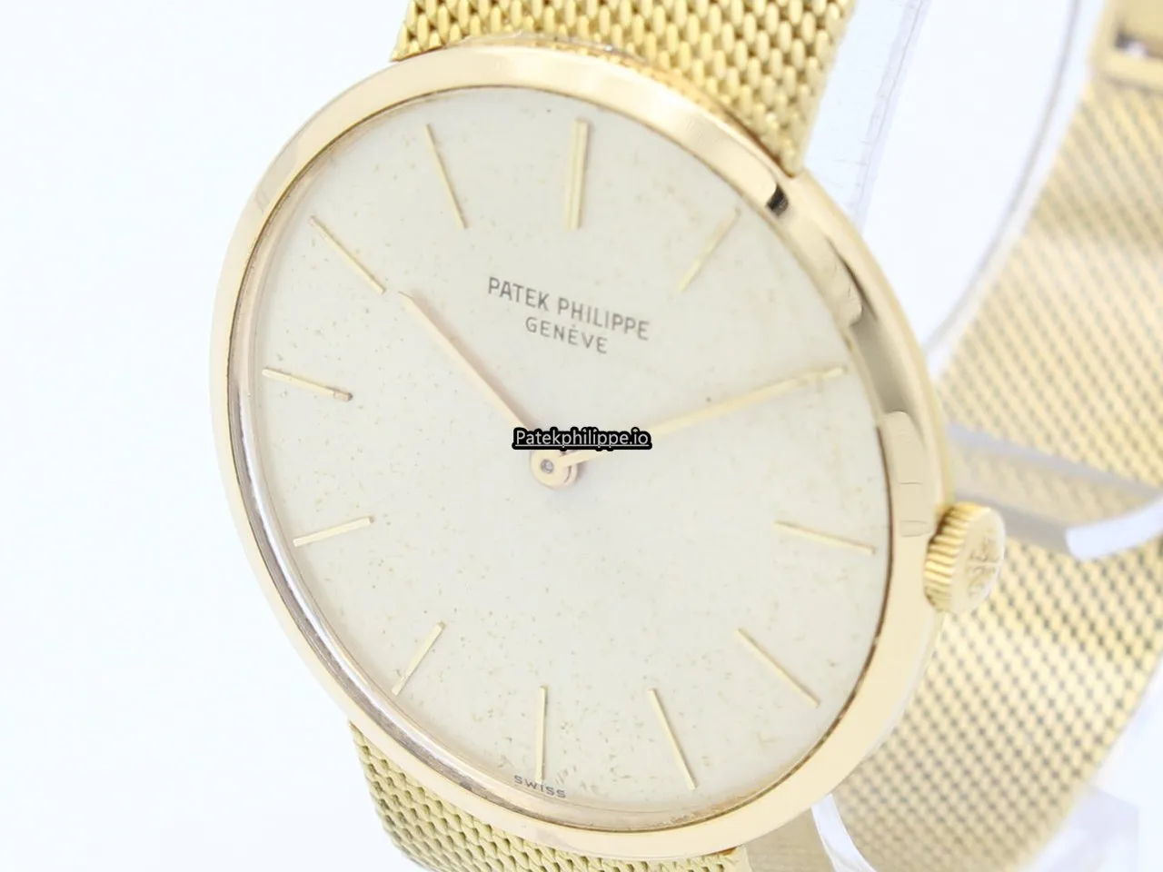 Patek Philippe Calatrava 32MM Yellow Gold Case Manual Winding