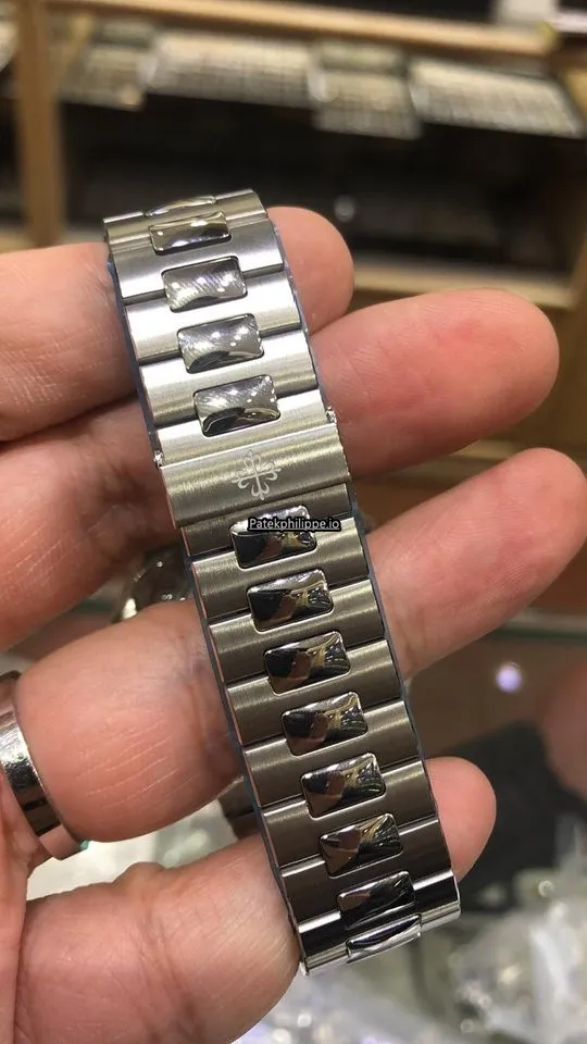 Alternative view of Patek Philippe Nautilus 5712/1a-001 40x38MM Steel Case Automatic