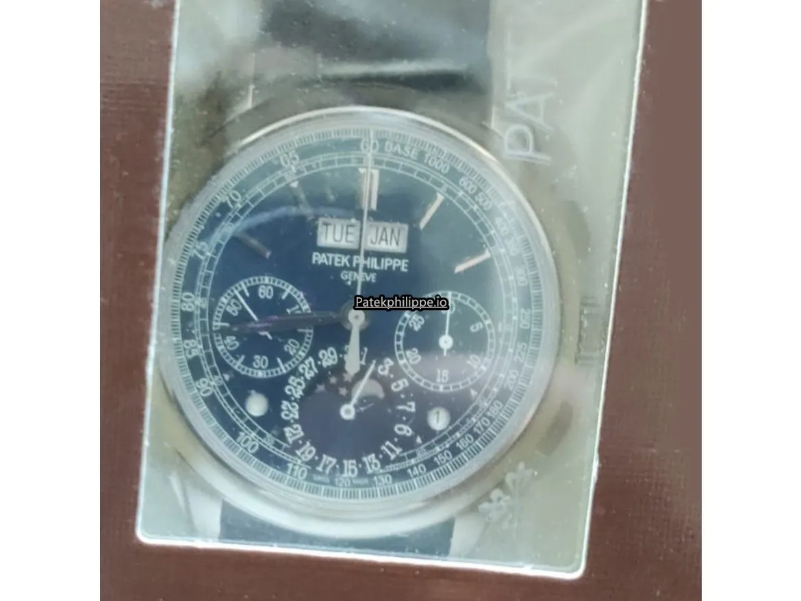 Alternative view of Patek Philippe Perpetual Calendar 5270g-019 41MM White Gold Case Manual Winding