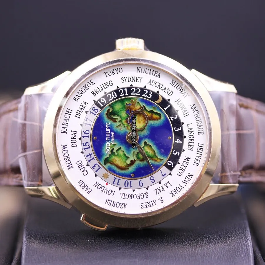Patek Philippe Complications 5231j-001 38.5MM Yellow Gold Case Automatic