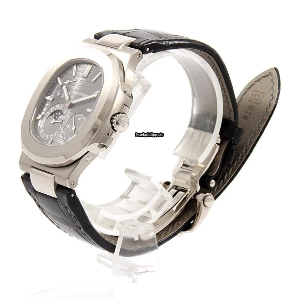 Alternative view of Patek Philippe Nautilus 5712g-001 Automatic