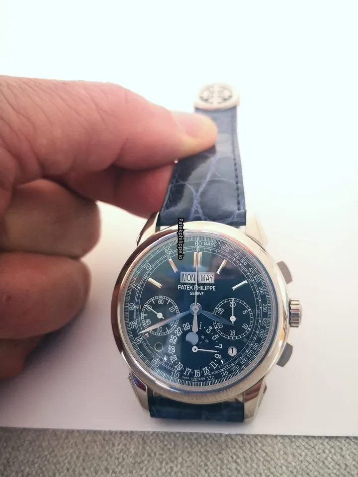Patek Philippe Perpetual Calendar 5270g 41MM White Gold Case Manual Winding