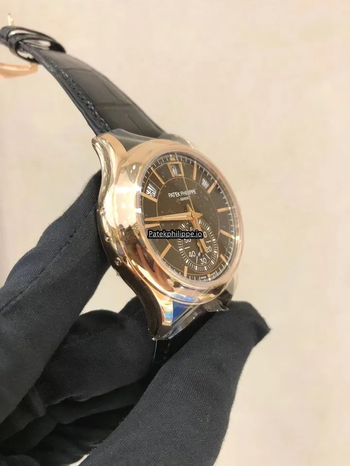 Alternative view of Patek Philippe Annual Calendar 5905r-001 42MM Rose Gold Case Automatic