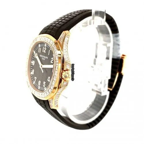 Alternative view of Patek Philippe Aquanaut 5167/300r-010 40MM Rose Gold Case Automatic