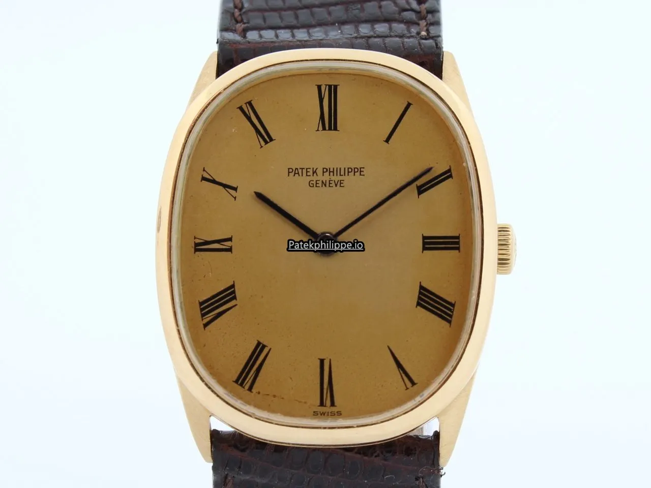 Alternative view of Patek Philippe Golden Ellipse 3546 27x32MM Yellow Gold Case Manual Winding