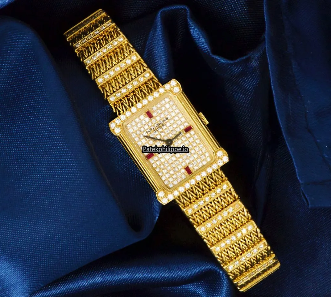 Patek Philippe Jan-33 24.5x21MM Yellow Gold Case Manual Winding