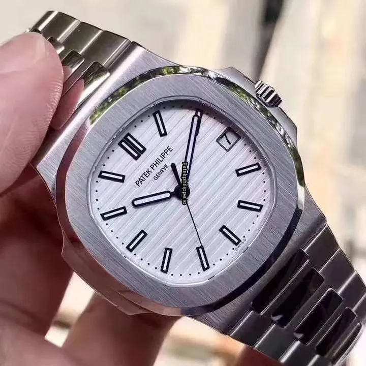 Patek Philippe Nautilus 5711/1a-011 40x38MM Steel Case Automatic