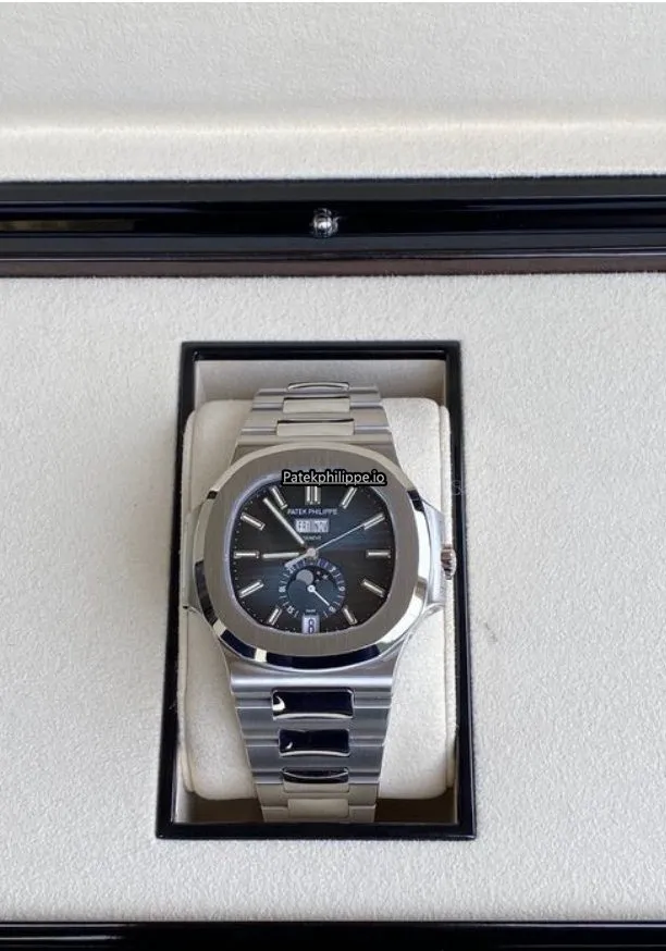 Alternative view of Patek Philippe Nautilus 5726/1a-014 40.5MM Steel Case Automatic
