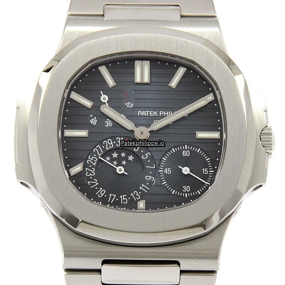 Patek Philippe Nautilus 5712/1a-001 Automatic