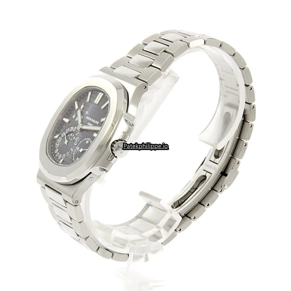 Alternative view of Patek Philippe Nautilus 5712/1a-001 Automatic
