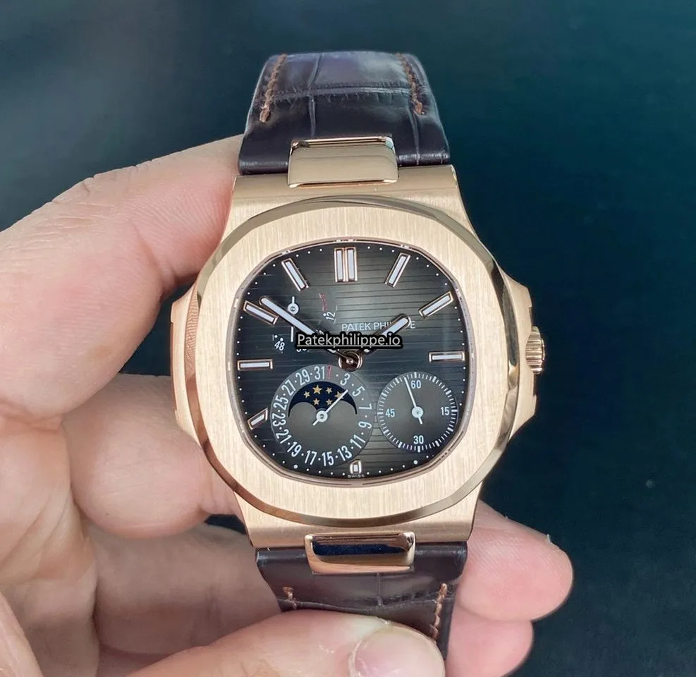 Patek Philippe Nautilus 5712r-001 40x38MM Rose Gold Case Automatic