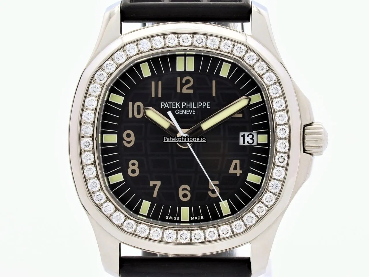 Alternative view of Patek Philippe Aquanaut 5067 36MM Steel Case Quartz