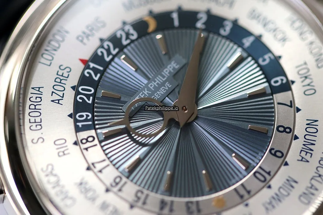 Patek Philippe Complications 5130p-001 39.5MM Platinum Case Automatic Movement