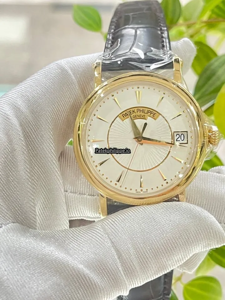 Patek Philippe Calatrava 5153j-001 38MM Yellow Gold Case Automatic