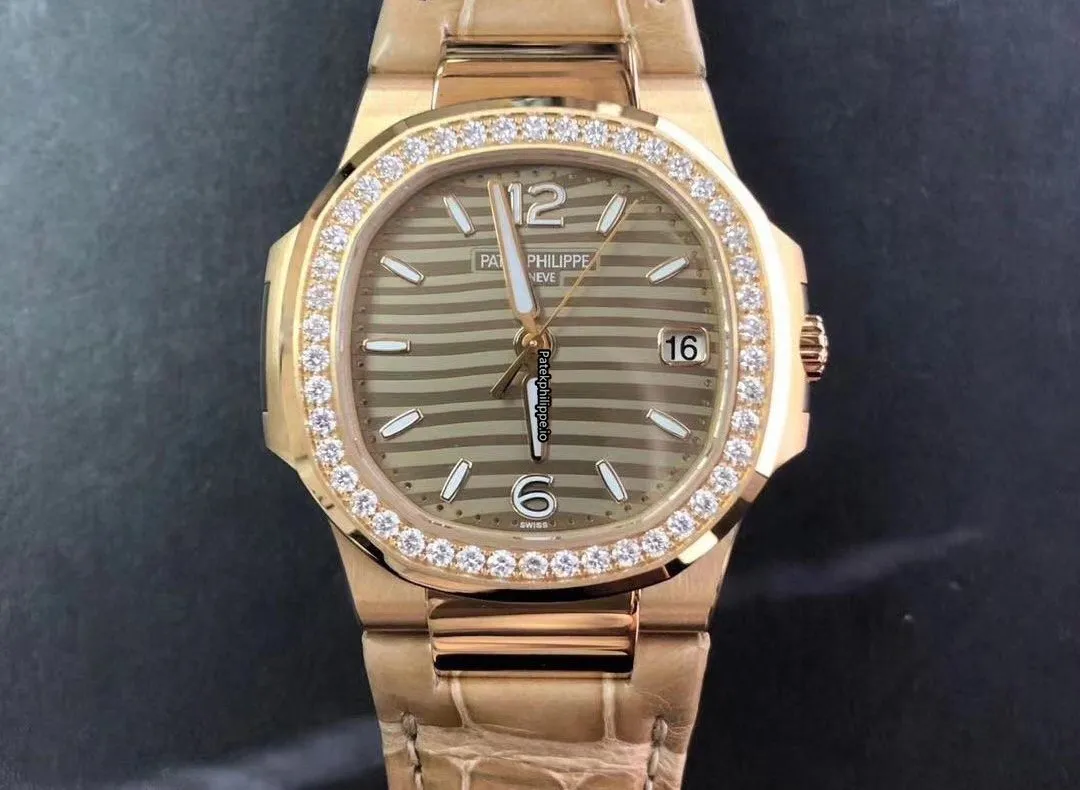 Patek Philippe Nautilus 7010r-011 32MM Rose Gold Case Quartz