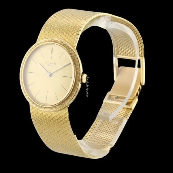 Alternative view of Patek Philippe Calatrava Feb-38 Steel Case Manual Winding
