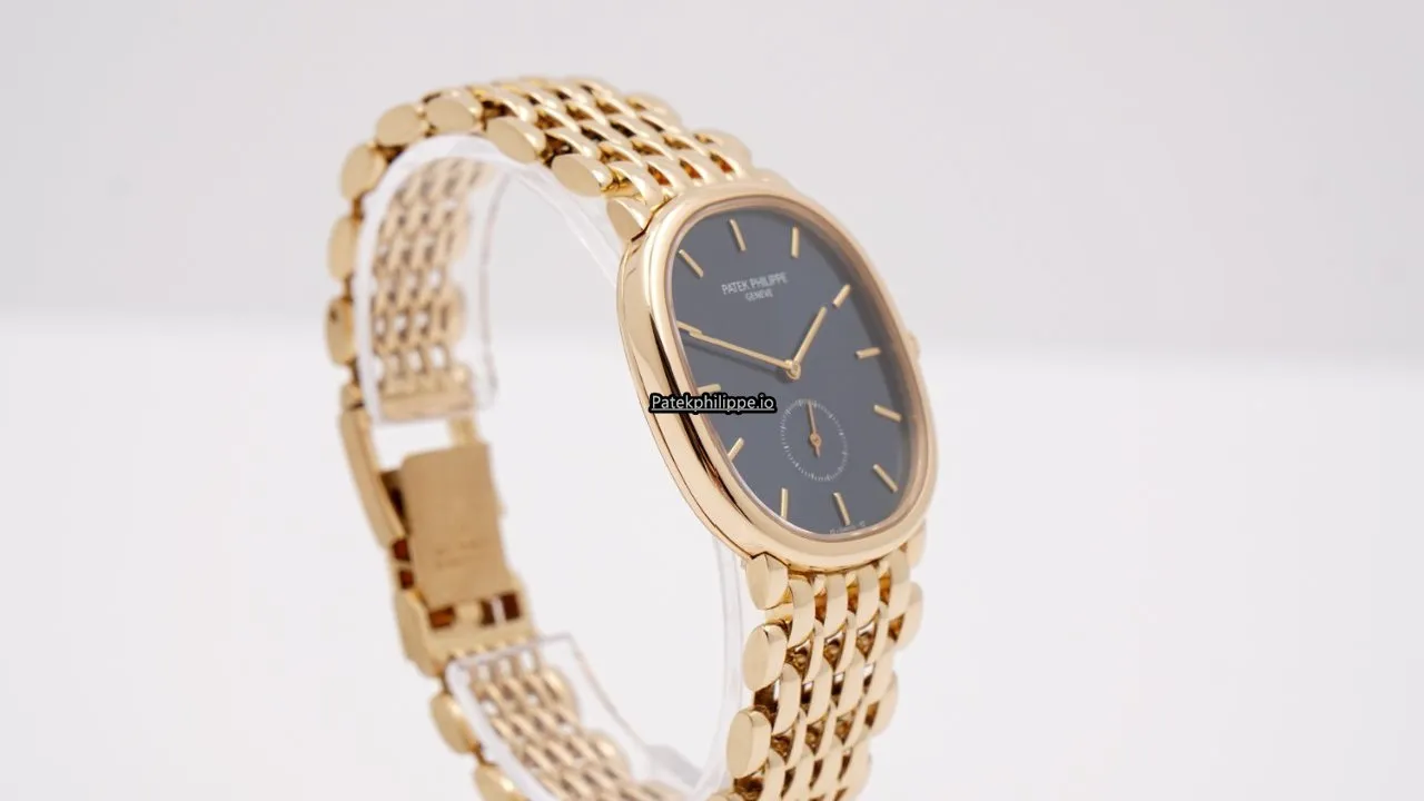 Alternative view of Patek Philippe Golden Ellipse 3978 29x36MM Yellow Gold Case Manual Winding