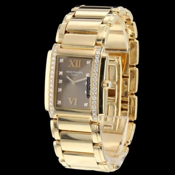 Alternative view of Patek Philippe Twenty-4 4910/11r-010 25x30MM Rose Gold Case Quartz