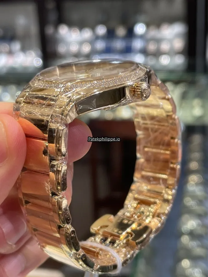 Alternative view of Patek Philippe Twenty-4 7300/1200r-010 36MM Rose Gold Case Automatic