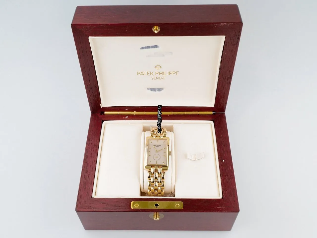 Alternative view of Patek Philippe Gondolo 5009 39x25MM Yellow Gold Case Manual Winding