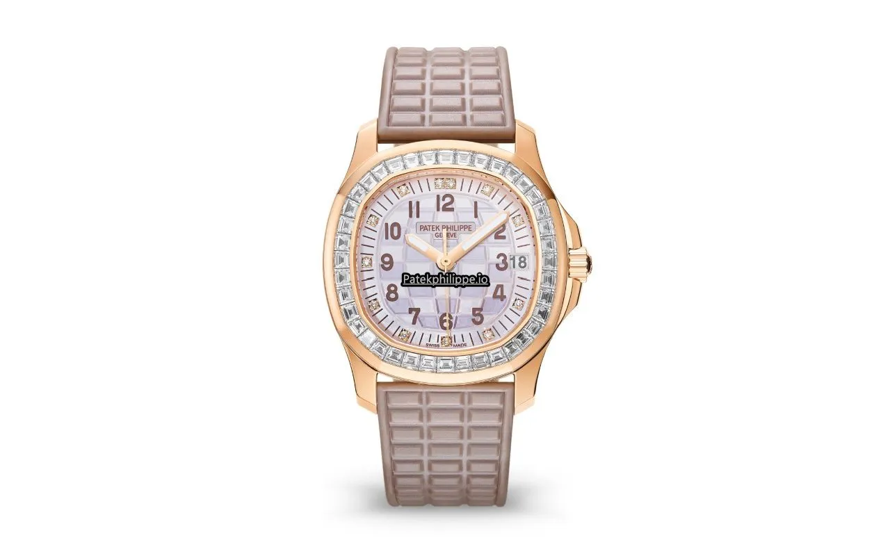 Patek Philippe Aquanaut 5072r-001 35.6MM Rose Gold Case Automatic