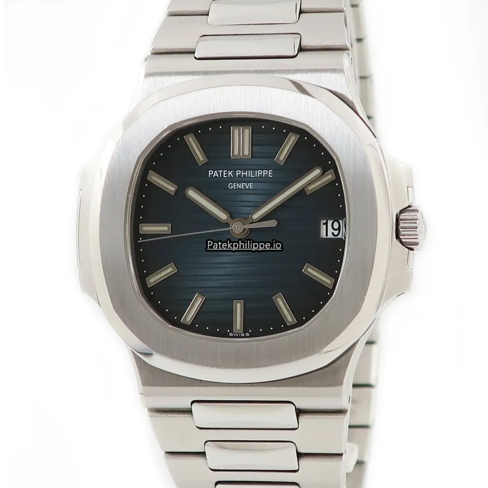 Patek Philippe Nautilus 5711/1a-010 Automatic