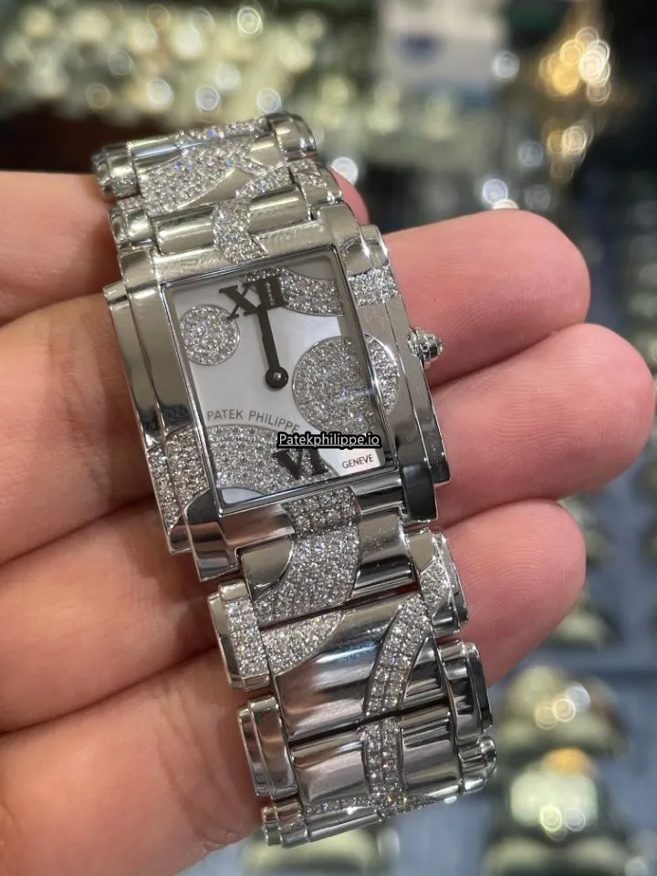 Patek Philippe Twenty-4 4910/49g 25MM White Gold Case Quartz