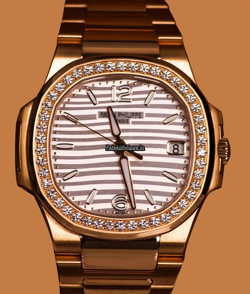 Patek Philippe Nautilus 7010/1r-011 32MM Rose Gold Case Quartz