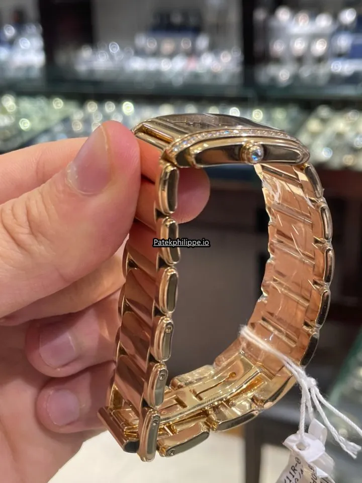 Alternative view of Patek Philippe Twenty-4 4910/11r-010 25x30MM Rose Gold Case Quartz
