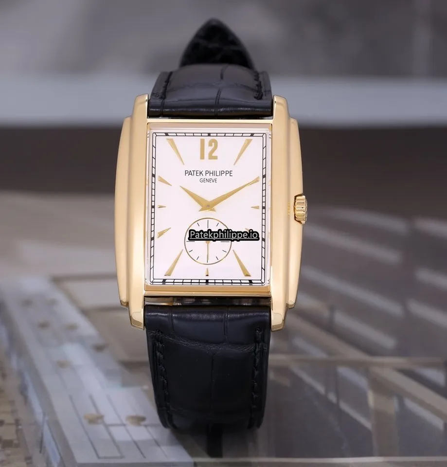 Patek Philippe Gondolo 5124j-001 33.4x43MM Yellow Gold Case Manual Winding