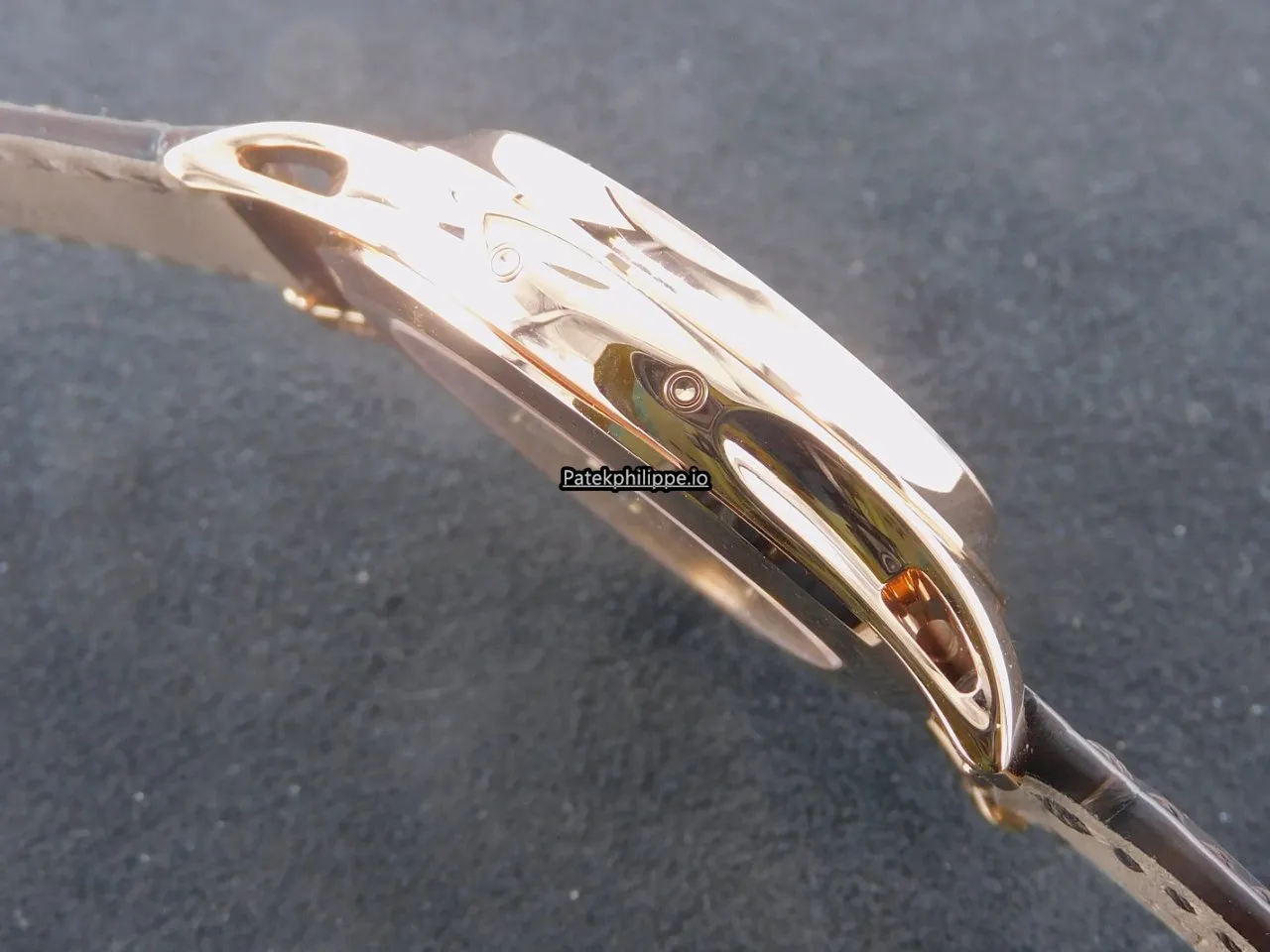 Alternative view of Patek Philippe Annual Calendar 5205r-001 40MM Rose Gold Case Automatic