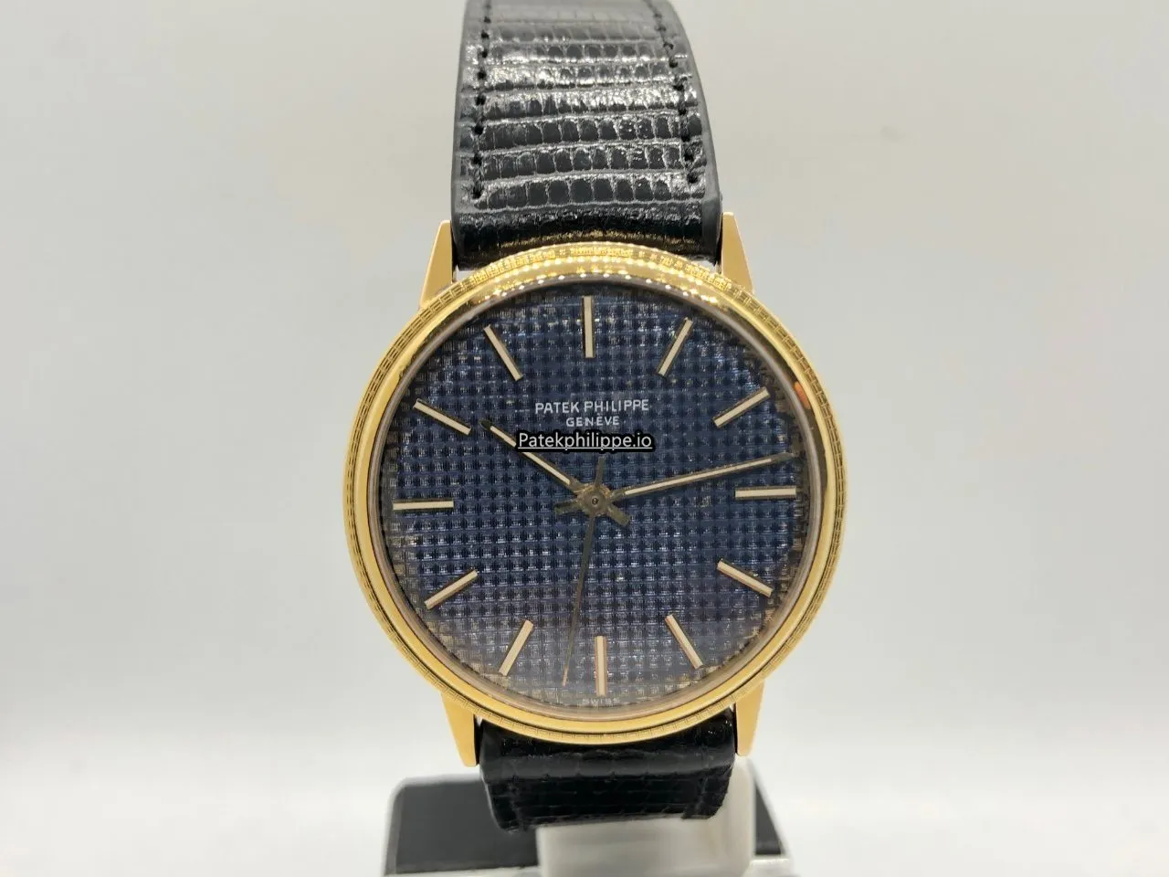Patek Philippe Calatrava Mar-63 34,5MM Yellow Gold Case Automatic