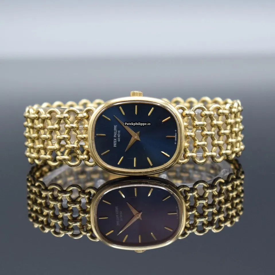 Patek Philippe Golden Ellipse 4226 905 Yellow Gold Case Manual Winding