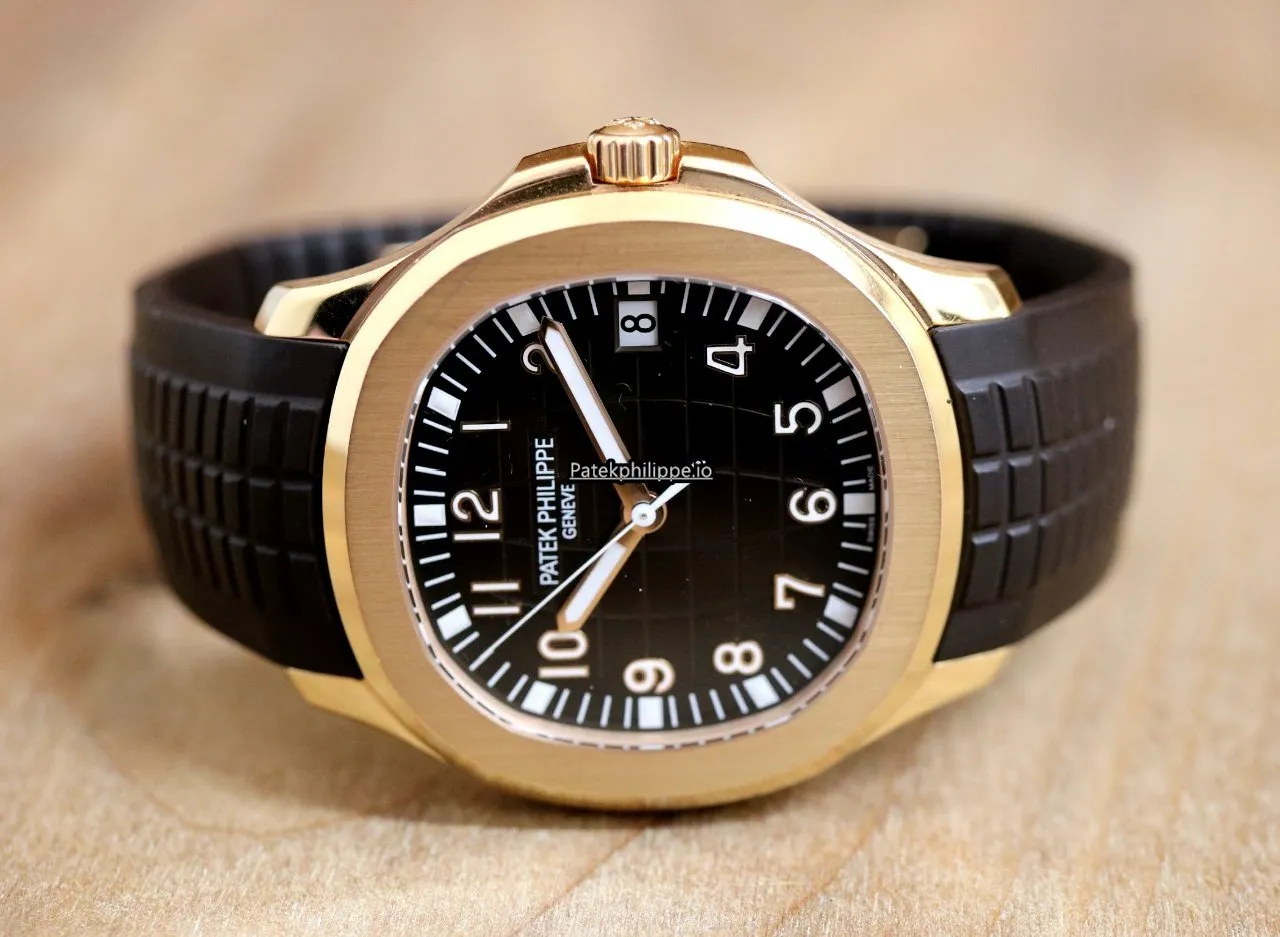 Patek Philippe Aquanaut 5167r 40MM Rose Gold Case Automatic