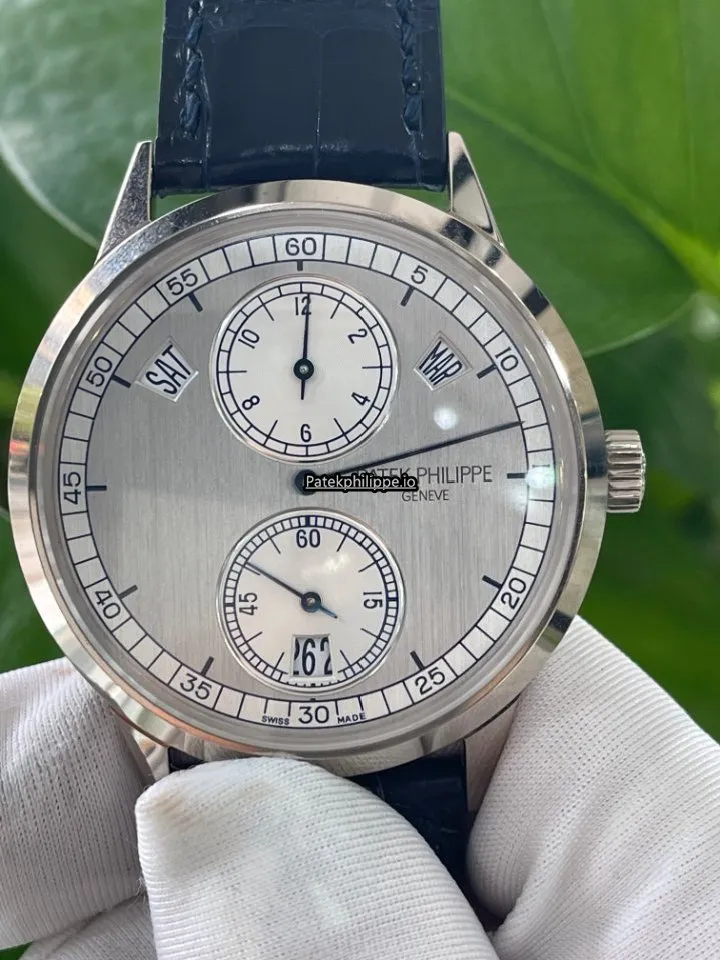 Patek Philippe Annual Calendar 5235g-001 40.5MM White Gold Case Automatic