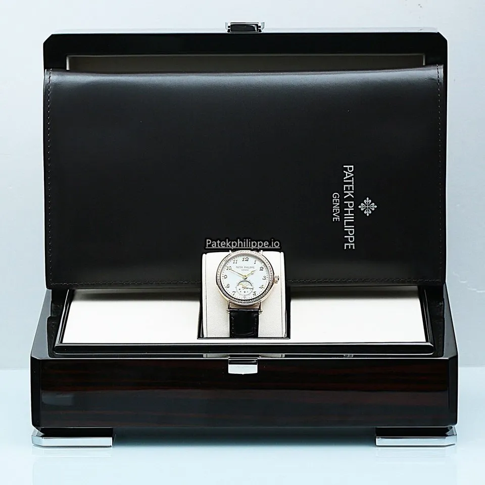 Alternative view of Patek Philippe Complications 7121j-001 33MM Yellow Gold Case Manual Winding
