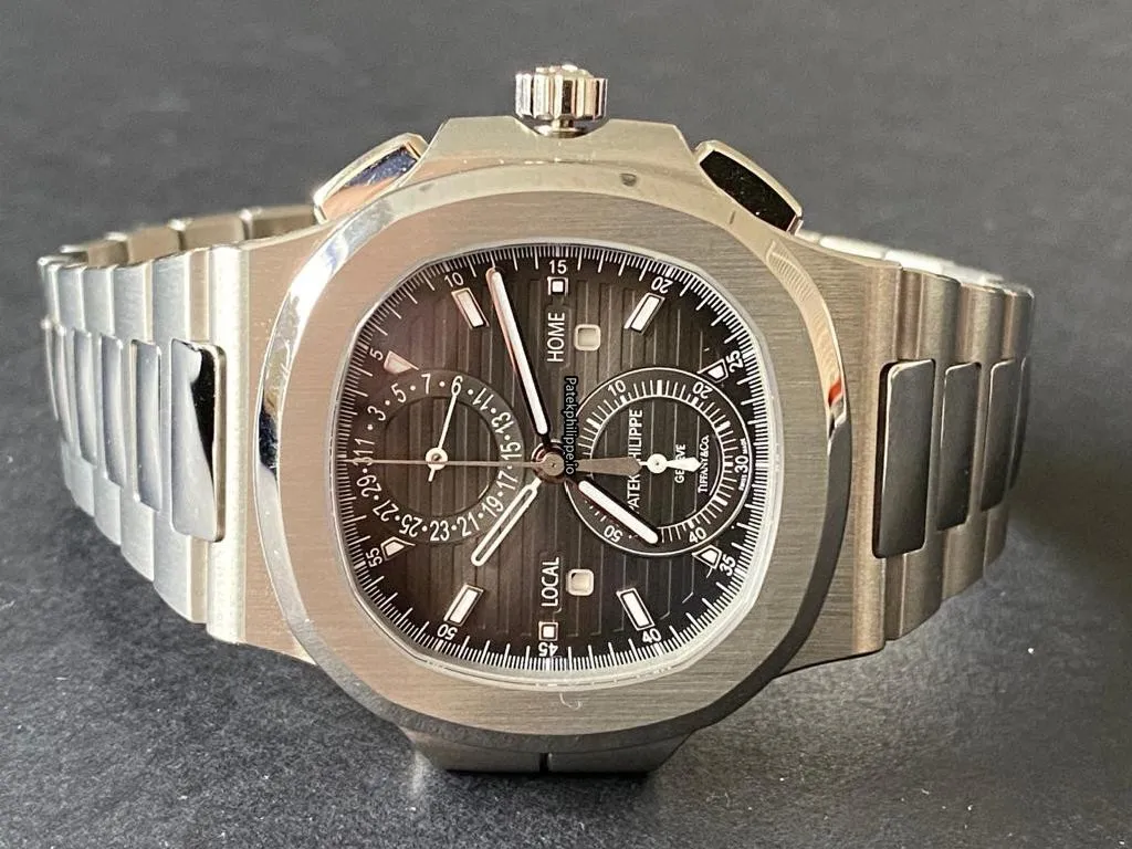Patek Philippe Nautilus 5990/1a-001 40.5MM Steel Case Automatic