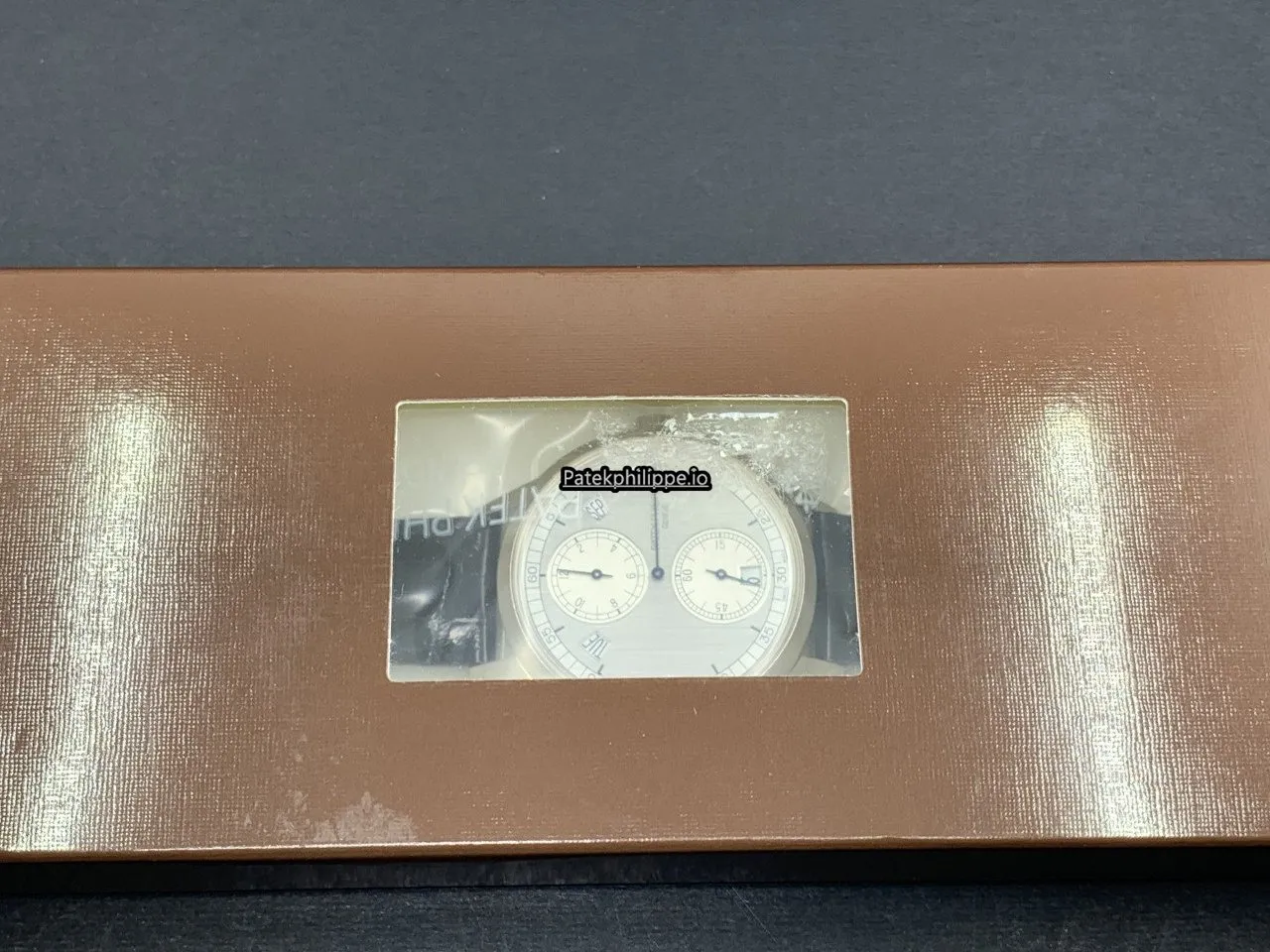 Patek Philippe Annual Calendar 5235g-001 40.5MM White Gold Case Automatic