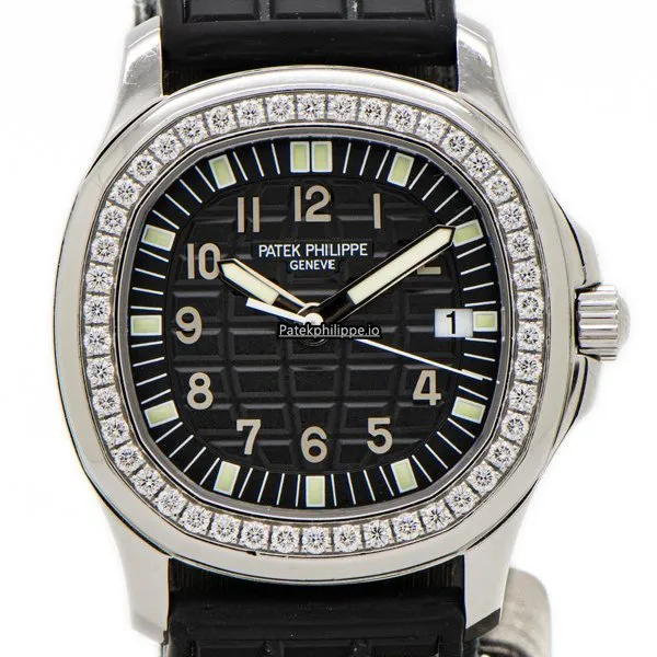 Patek Philippe Aquanaut 5067a-001 35.6MM Steel Case Quartz