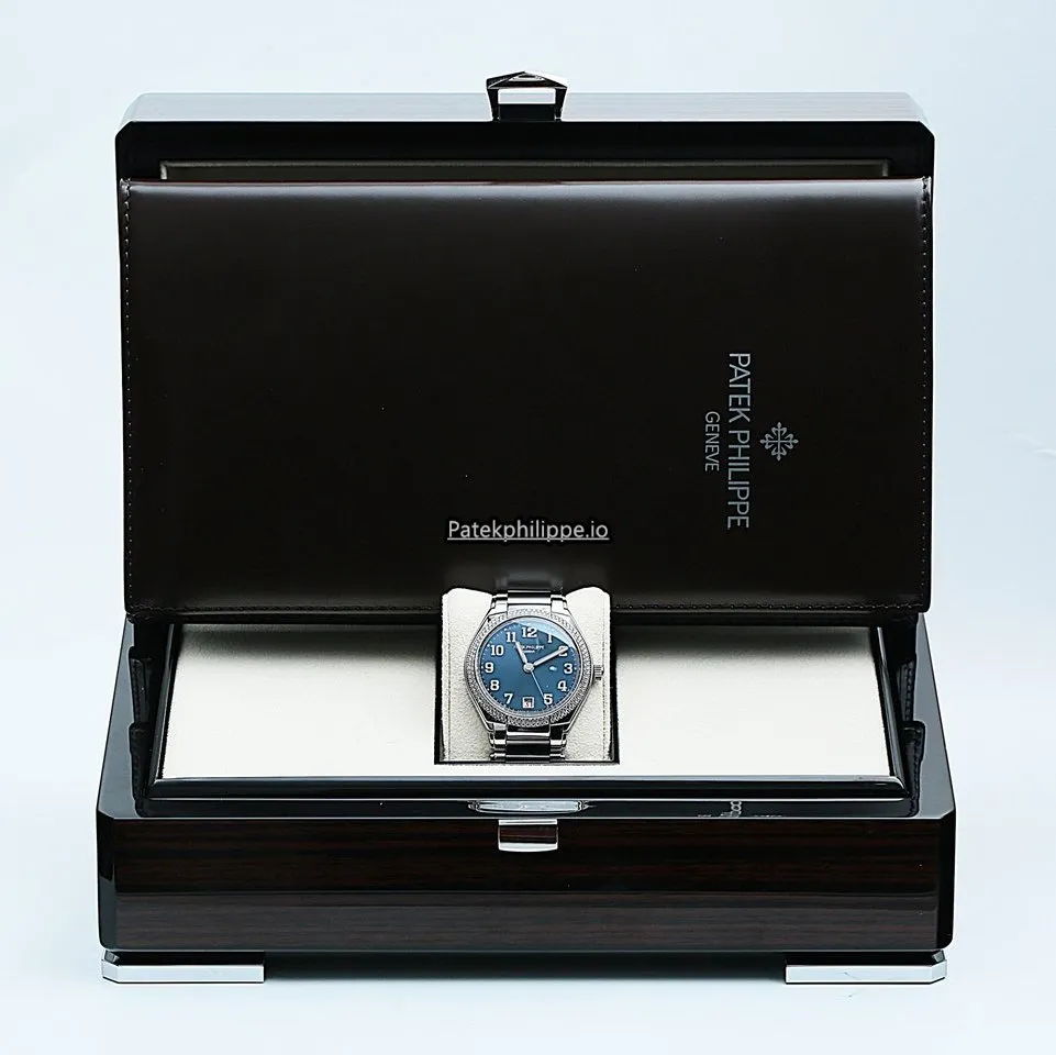 Alternative view of Patek Philippe Twenty-4 7300 36MM Steel Case Automatic
