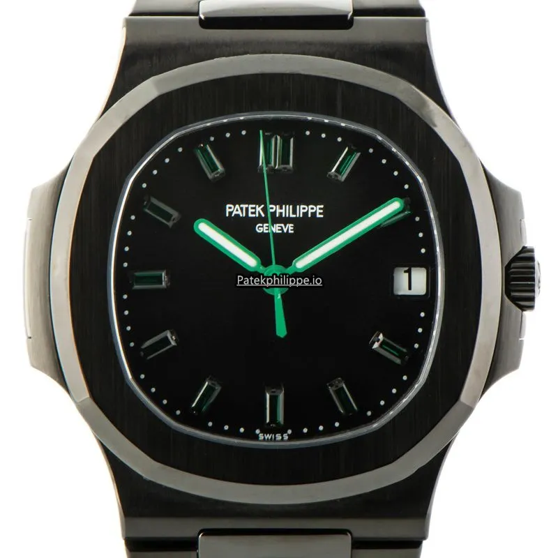 Patek Philippe Nautilus 5711/1a-011 40x38MM Steel Case Automatic
