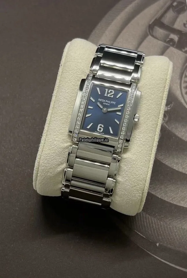 Patek Philippe Twenty-4 4910/1200a-001 Steel Case Quartz